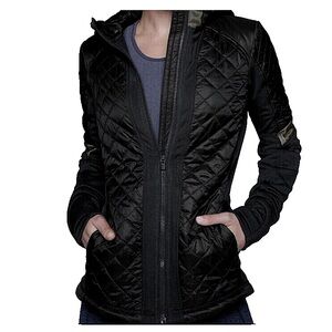 Athleta Rock Springs CYA Zip Up Hooded Puffer Jacket